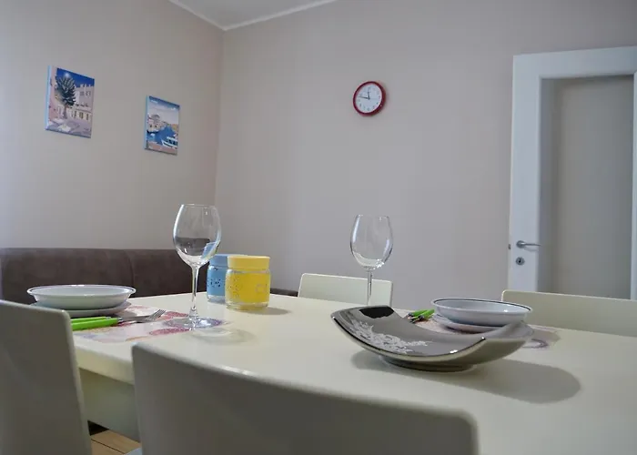 Casa Salumiere ‐ Bicamere Con Posto Auto Vicinissimo Spiagga Costa Azzurra * Grado