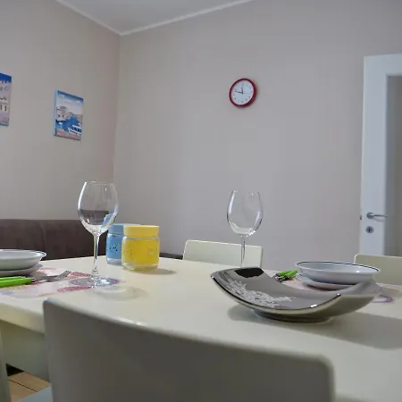 Casa Salumiere ‐ Bicamere Con Posto Auto Vicinissimo Spiagga Costa Azzurra * グラード