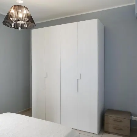 Casa Salumiere ‐ Bicamere Con Posto Auto Vicinissimo Spiagga Costa Azzurra Daire Grado