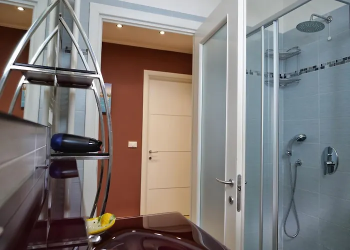 Casa Salumiere ‐ Bicamere Con Posto Auto Vicinissimo Spiagga Costa Azzurra *